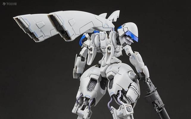 《全面进化，战胜强敌——以特勤机甲队4攻略》（掌握最强机甲）